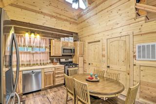 Cozy Homestead Cabin at Base of Columbia Mountain! - Columbia Falls - 1