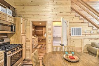 Cozy Homestead Cabin at Base of Columbia Mountain! - Columbia Falls - 2