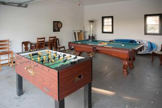 Lakefront Cottage with Private Hot Tub! - Buckhead - 1