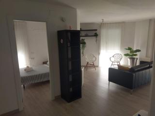Luxury Apartment Accommodation, next to beach & train station Calella - Calella - 4