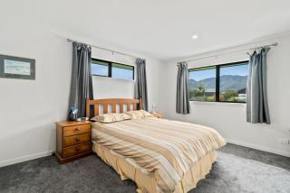 Erskine Place - Lake Hawea Holiday Home - 4
