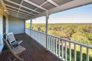HILLVIEW - Yallingup - 6