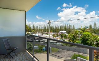 Yamba Towers 2 - LJHooker Yamba - Yamba - 9