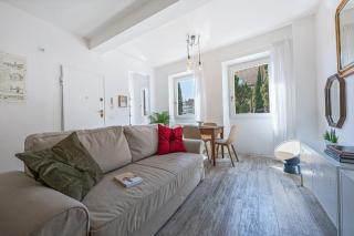 Via Avelli, 4 - Florence Charming Apartments - Delightful and bright 3rd-floor apartment without elevator, overlooking one of Florence's most beautiful squares, Exceptionally located for exploring the city - Firenze - 6