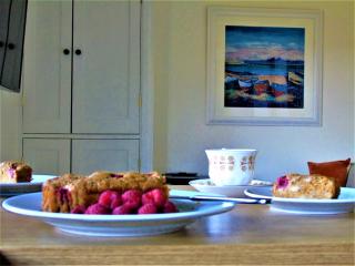 Bond's Cottage Barn - 8