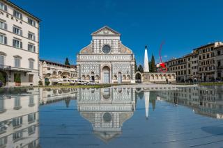 Via Avelli, 4 - Florence Charming Apartments - Delightful and bright 3rd-floor apartment without elevator, overlooking one of Florence's most beautiful squares, Exceptionally located for exploring the city - Firenze - 0