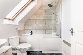 Historic Village, Rare Find, Amazing Views - Ballater - 7