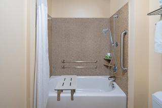Holiday Inn Oceanside Marina Camp Pendleton by IHG - Oceanside - 6