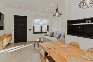 Elsa Modern Apartments - Palairos - 7