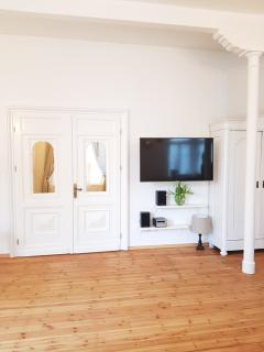 Beautiful Apartment in a historic Townhouse - 3