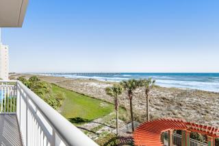 Pearl Condos - Navarre - 8