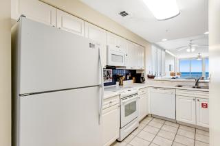 Pearl Condos - Navarre - 2