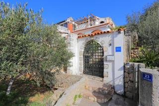 Apartments by the sea Vinisce, Trogir - 18674 - Vinišće - 9
