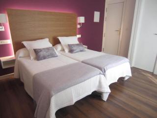 Hotel Llorca - Playa de la Almadraba - 9
