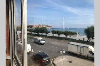 Fantástico piso en primera linea de playa - 4