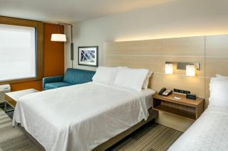 Holiday Inn Express & Suites - Medford by IHG - Medford - 0