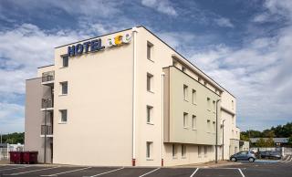 Ace Hotel Annemasse Genève - Ville-la-Grand - 1