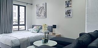 Secure, Self-catering Studio in Sunninghill, Sandton - 7