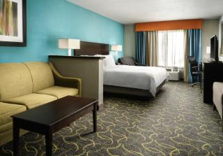 Holiday Inn Express Hotel and Suites DFW-Grapevine by IHG - Grapevine - 7