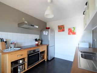 Bungalow in Gerin with Terrace - Gerin - 6