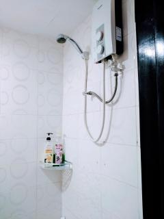 HalfWay House Hostel Mactan Cebu Airport - 2