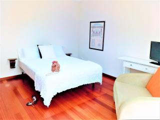LARGE Apartment with large and sunny Terrace - Garden & Outdoor Gym , ALICANTE CENTER - Alicante - 4