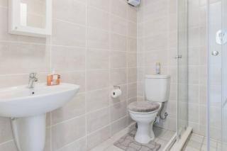 Alimama Spaces: The Green Park Haven 1 - 2