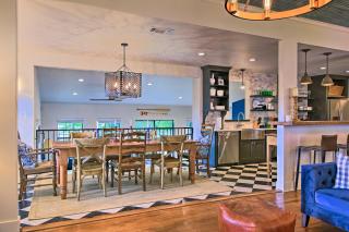 Beautiful Hill Country Cottage - Walk to Downtown! - 8