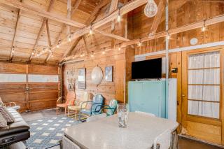 Retro on the River - 7