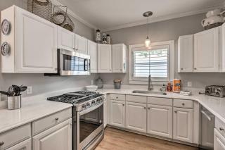 Grand Destin Getaway - Walk a Block to the Beach! - Destin - 2