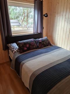 Domek nad stawem - 2