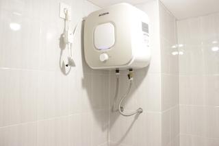 Pleasant Studio Semi Apartment at The Lodge Paskal near BINUS University By Travelio - 2