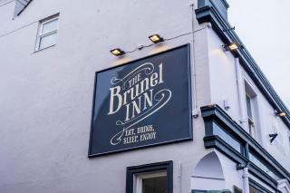 Brunel Inn - 9