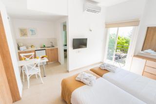 Chrielka Hotel - Limassol - 7