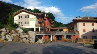 Alpen Garten Hotel Margherita - Rumo - 0