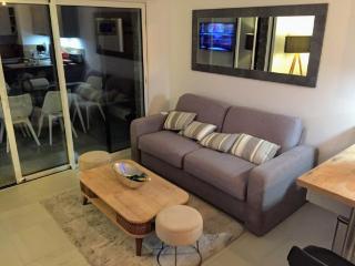 Moderne T2 avec garage ,très calme avec jardin privé et piscine, à 400m du centre ville et des plages, WIFI remise supplémentaire de 10 pourcent pour une location à la semaine - Cavalaire-sur-Mer - 3