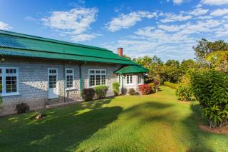 Mountbatten Bungalow- Thema Collection - 1