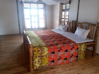 Tembo Safari Lodge - 7