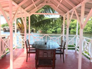 Easy Inn Hotel - Belize City - 5