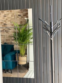 Sarah Home - 1