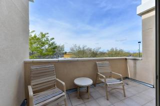 HOLIDAY INN EXPRESS & SUITES ELK GROVE CENTRAL - HWY 99 by IHG - Elk Grove - 4