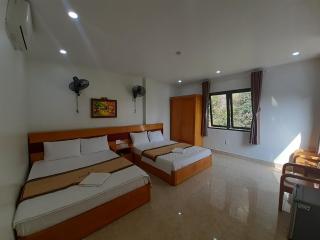 CatBa Sky View Hotel - Cat Ba - 9