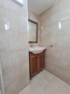 Rizik's Guest House - 7