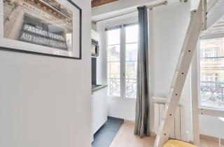 Pretty Mezzanine Studio in the Heart of Paris (2F) - París - 3