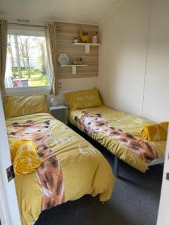 Holiday Home Breaks At Tattershall Lakes - 4