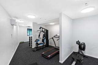 Stylish Brand New Apartment - 7 Minute walk to Town - 4