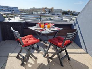 207 Cap d'Agde NATURISTE Grand T2 de standing avec GARAGE - 0