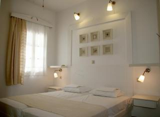 Villa Zografos - Iraklia - 1