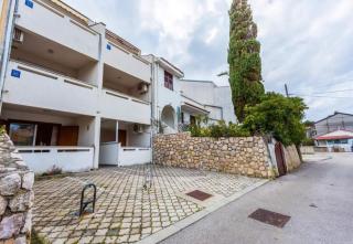 Mira Zarok - Baška - 3