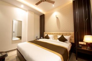 Hotel V Grand - 3
